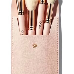 ICONIC London Luxe Pink Brush Set